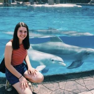 Meet your Posher, Joy